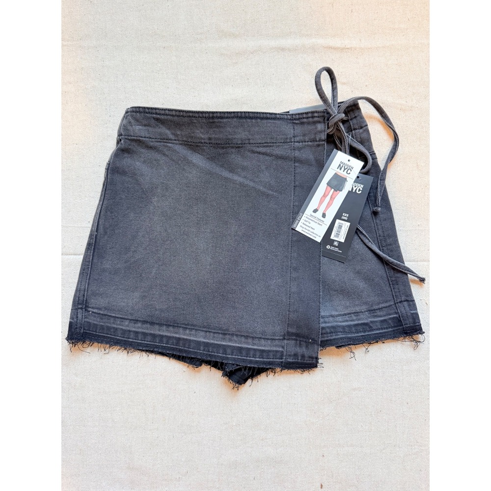 Madden NYC Womens Asymmetrical Denim Skort Black Side Tie Frayed Hem XXS 00